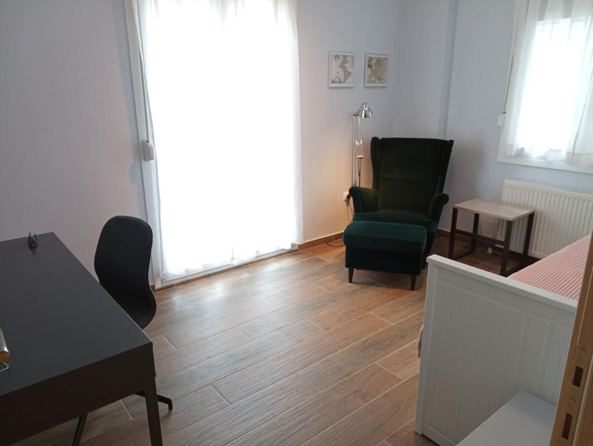 Kalamaria Brand New 2 Bedroom *